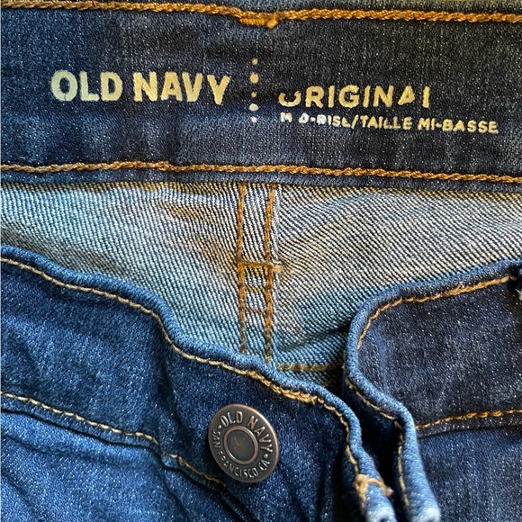 Old Navy Jeans, original mid rise, 8 short - Picture 3 of 4